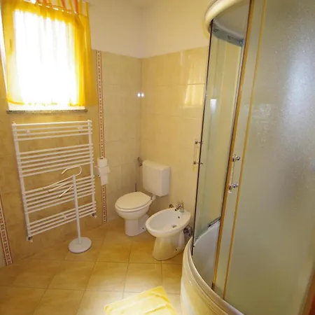 Apartman Dina *