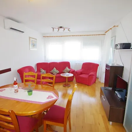 Appartement Dina Valbandon